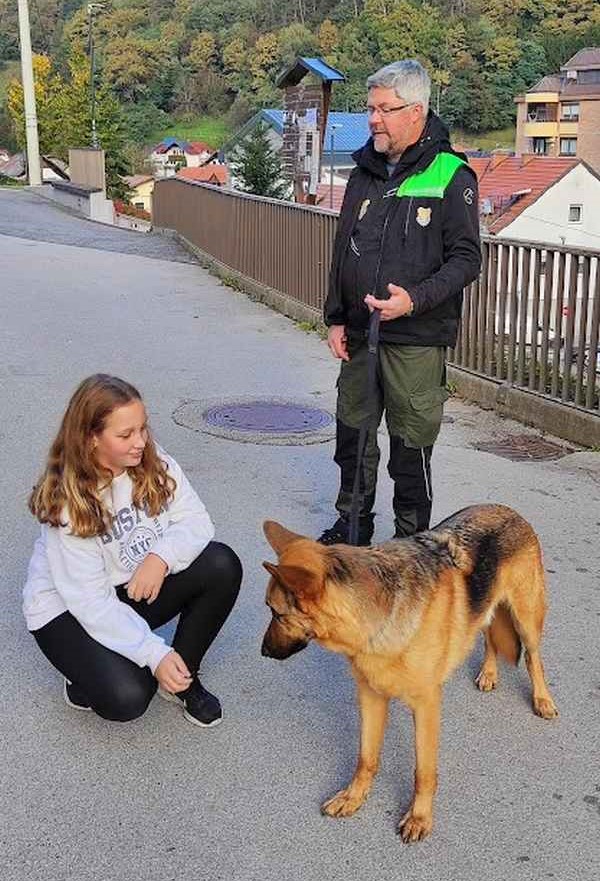 Matjaž in Rik v šoli